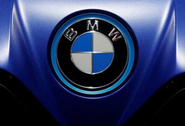 8 2022 03 10 21 00 54 BMW automobil