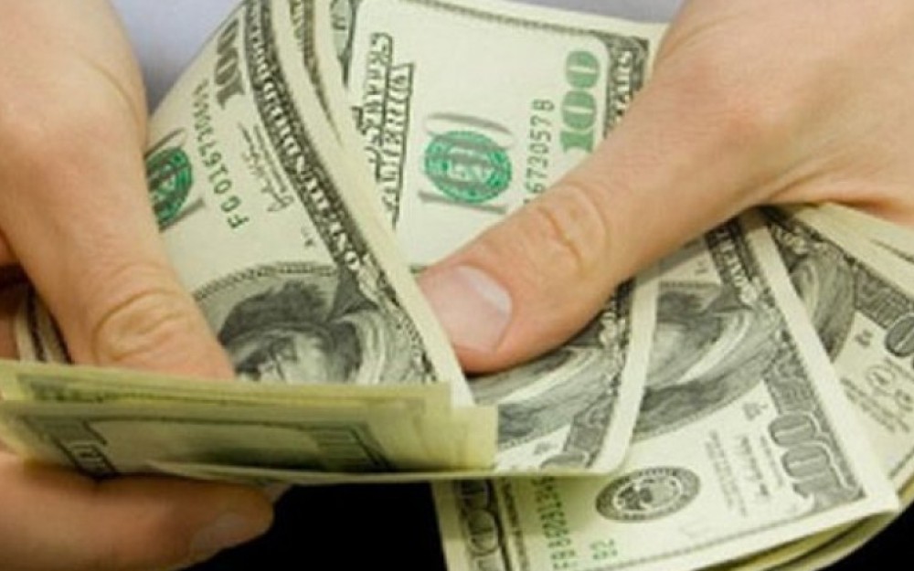 Dolar oslabio, cijene nafte pale Dolar oslabio, cijene nafte pale