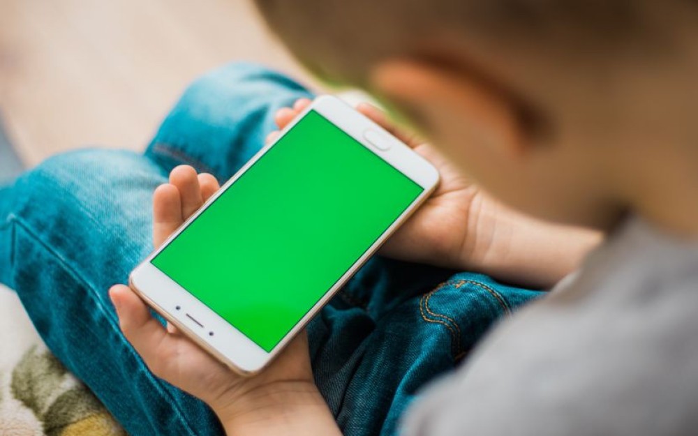 OŠ “Bila” u Vitezu zabranila djeci unošenje mobitela OŠ “Bila” u Vitezu zabranila djeci unošenje mobitela