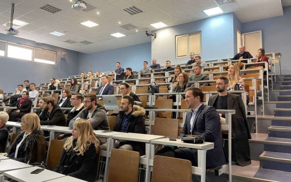 Brucošima iz Ljubuškog po 500 KM jednokratne pomoći