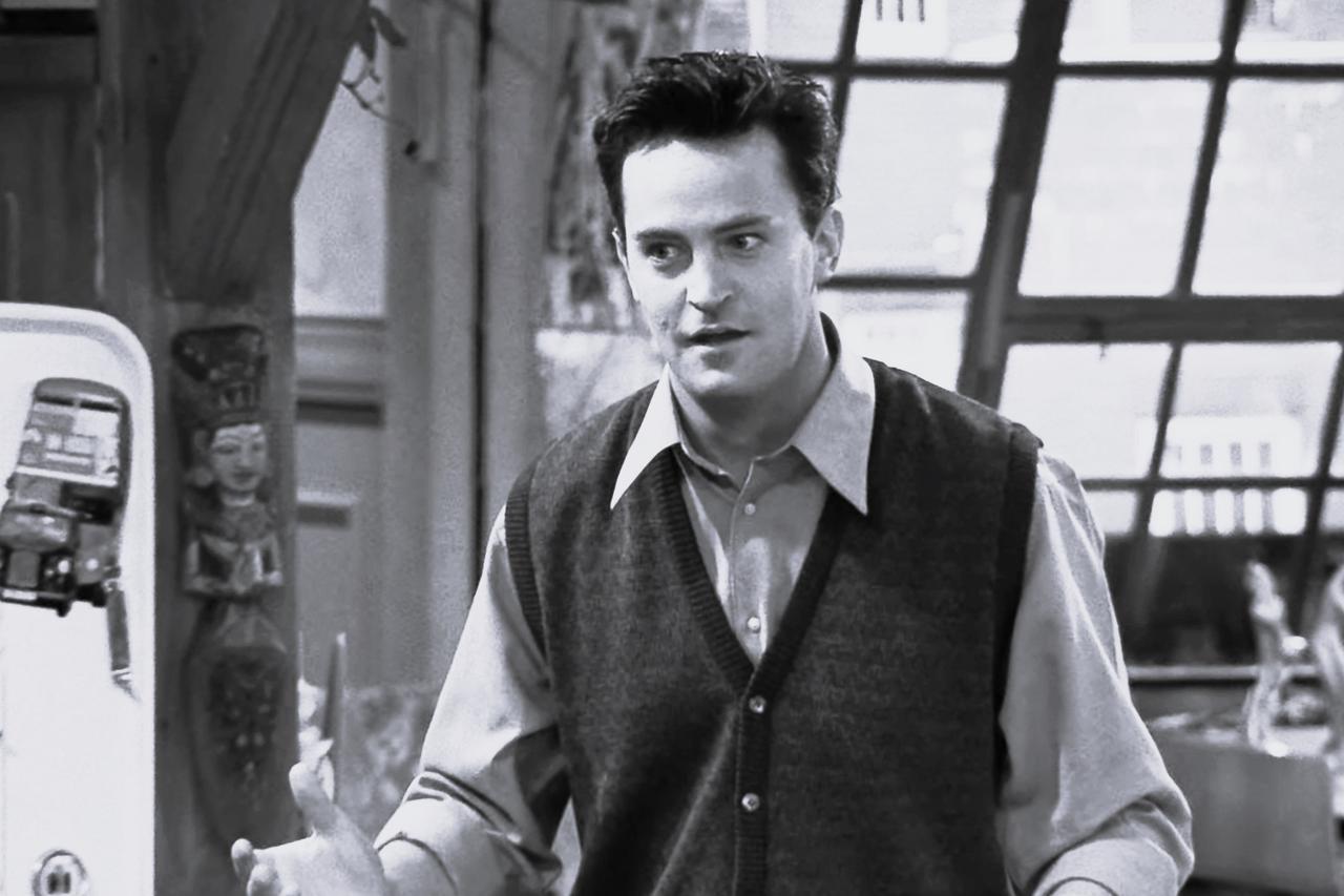 Preminuo Matthew Perry, omiljeni Chandler iz serije “Prijatelji” Preminuo Matthew Perry, omiljeni Chandler iz serije “Prijatelji”