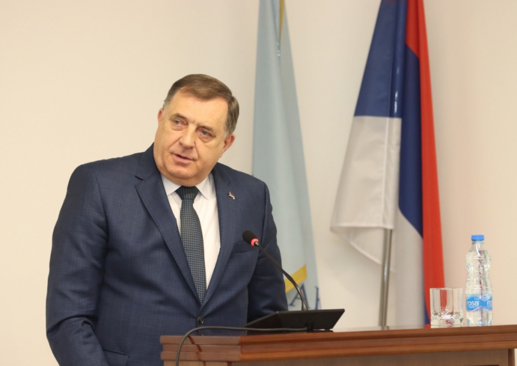 Dodik: “Ispunili smo još dvije obaveze BiH na europskom putu, RS je sve vrijeme posvećena tom cilju” Dodik: “Ispunili smo još dvije obaveze BiH na europskom putu, RS je sve vrijeme posvećena tom cilju”