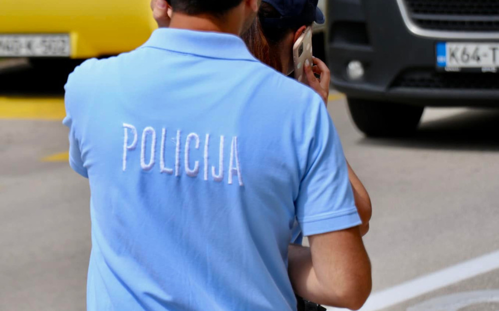 Posušje: Prilikom kontrole vozila policija pronašla marihuanu Posušje: Prilikom kontrole vozila policija pronašla marihuanu
