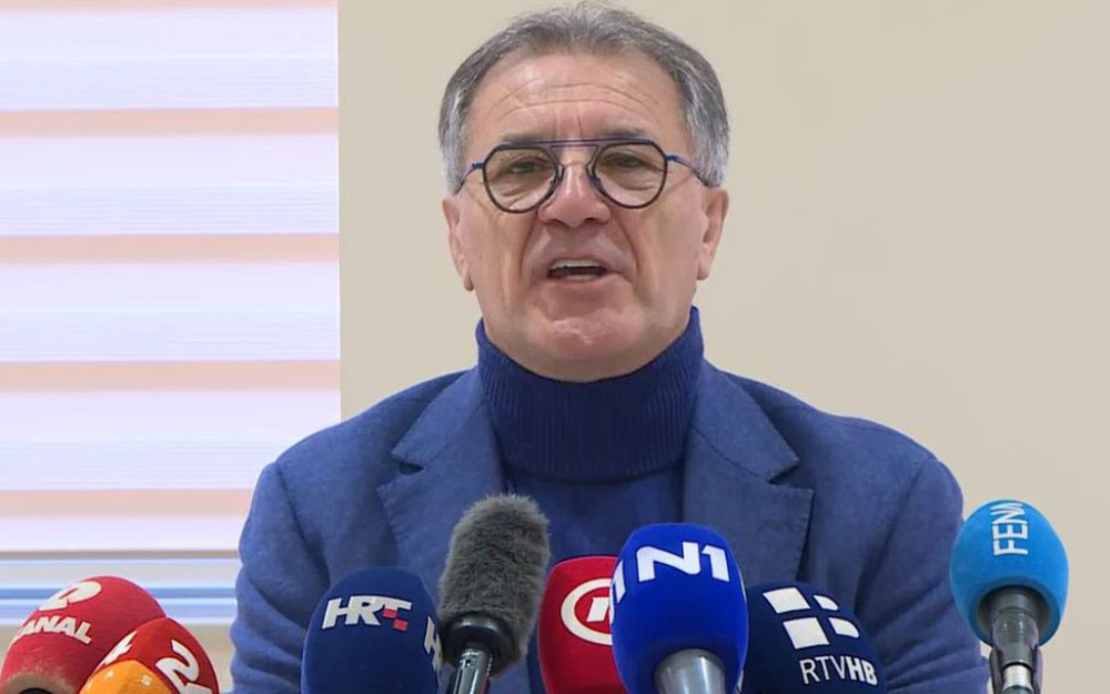 Mamić: Milijardu eura smo donijeli Dinamu, a umjesto da me slave čine mi nebesku nepravdu Mamić: Milijardu eura smo donijeli Dinamu, a umjesto da me slave čine mi nebesku nepravdu