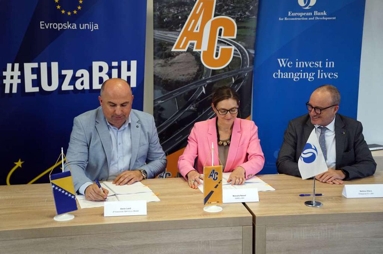 Potpisan ugovor o dodjeli grant sredstava za izgradnju tunela Prenj: ‘Nadamo se da će radovi početi krajem ove godine’ Potpisan ugovor o dodjeli grant sredstava za izgradnju tunela Prenj: ‘Nadamo se da će radovi početi krajem ove godine’