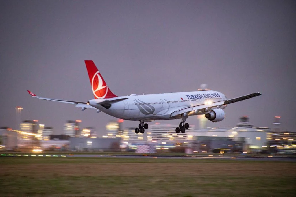 Snažne turbulencije: Jedna osoba poginula na letu iz Londona, više od 30 ozlijeđenih