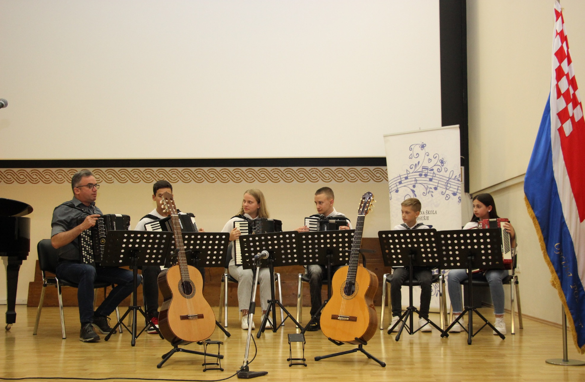 U ugodnom ambijentu održan Koncert instrumentalista Glazbene škole Posušje U ugodnom ambijentu održan Koncert instrumentalista Glazbene škole Posušje