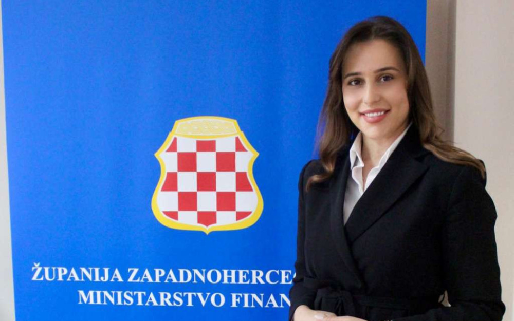 Djelatnicima osnovnih škola ŽZH već iduća plaća će biti uvećana za sedam posto Djelatnicima osnovnih škola ŽZH već iduća plaća će biti uvećana za sedam posto