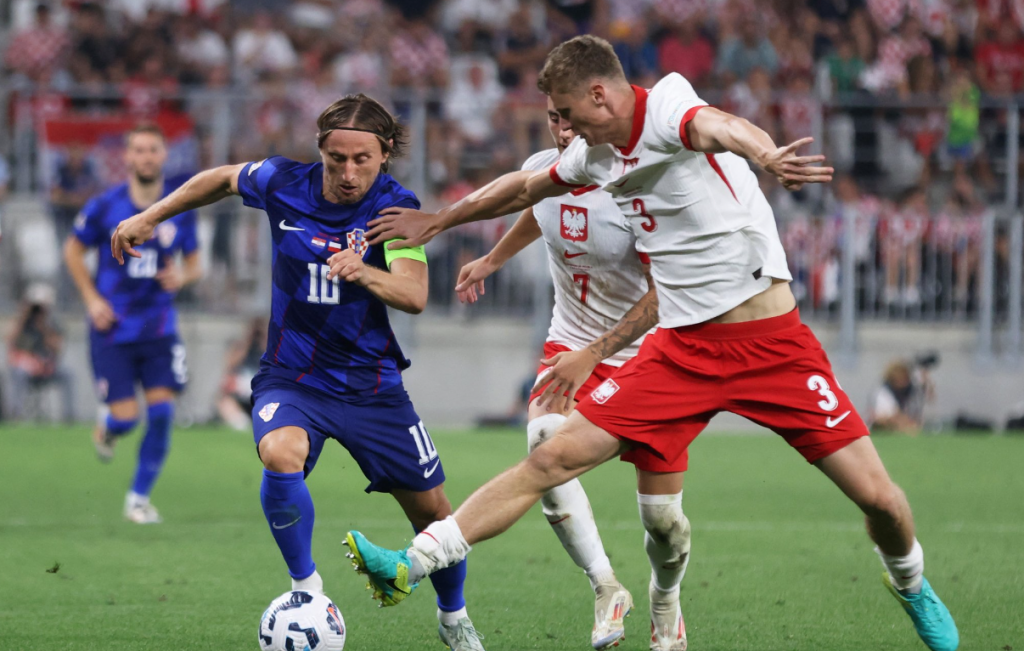 Hrvatska večeras igra protiv Poljske u Varšavi. Sve osim poraza, Vatrene dovodi u sjajnu situaciju Hrvatska večeras igra protiv Poljske u Varšavi. Sve osim poraza, Vatrene dovodi u sjajnu situaciju