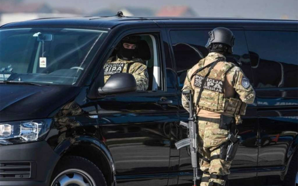 SIPA: Uhićenja pripadnika Granične policije i UNO BIH SIPA: Uhićenja pripadnika Granične policije i UNO BIH