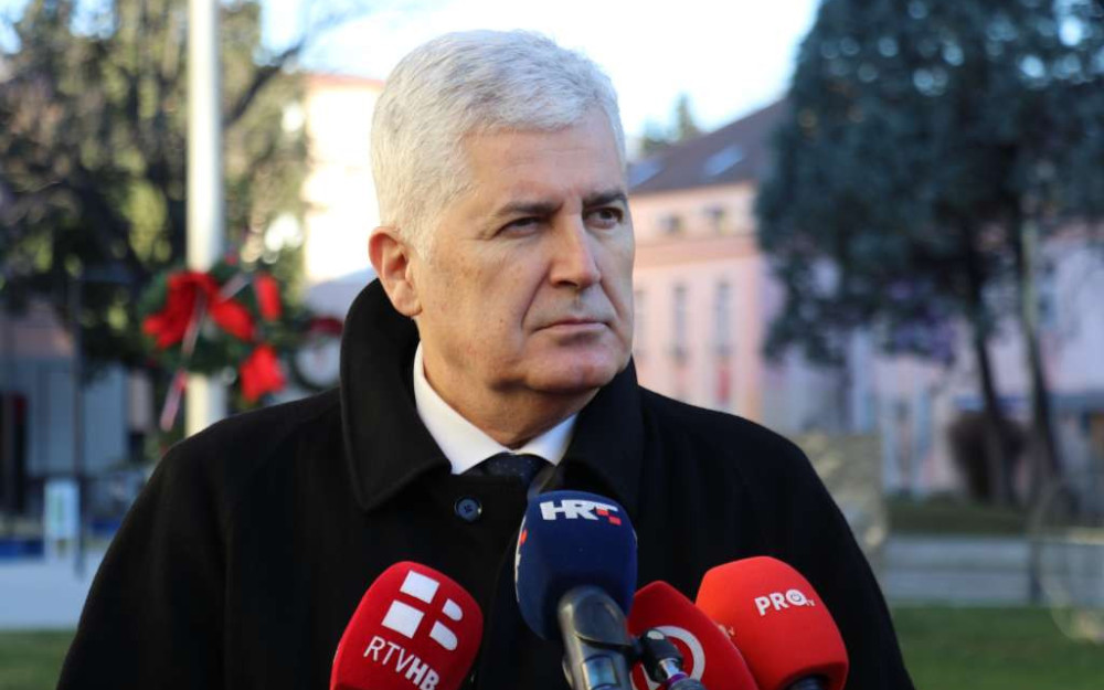 Čović: Rekao sam Dodiku da mora stati Čović: Rekao sam Dodiku da mora stati