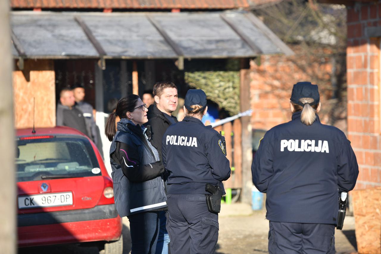 Tragedija kod Čakovca: Troje djece stradalo u požaru, roditelji i beba uspjeli pobjeći Tragedija kod Čakovca: Troje djece stradalo u požaru, roditelji i beba uspjeli pobjeći