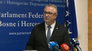 “Prezirem sve što radite”: Sanel Kajan odbio govoriti za RTV Herceg-Bosne “Prezirem sve što radite”: Sanel Kajan odbio govoriti za RTV Herceg-Bosne