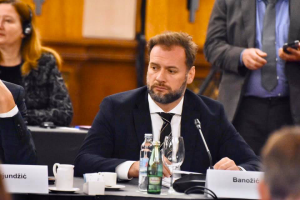 Počinje suđenje bivšem ministru za izazivanje prometne nesreće Počinje suđenje bivšem ministru za izazivanje prometne nesreće
