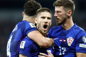 Vatreni pregazili Češku u Osijeku: Sjajna predstava i pet golova za slavlje Hrvatske Vatreni pregazili Češku u Osijeku: Sjajna predstava i pet golova za slavlje Hrvatske