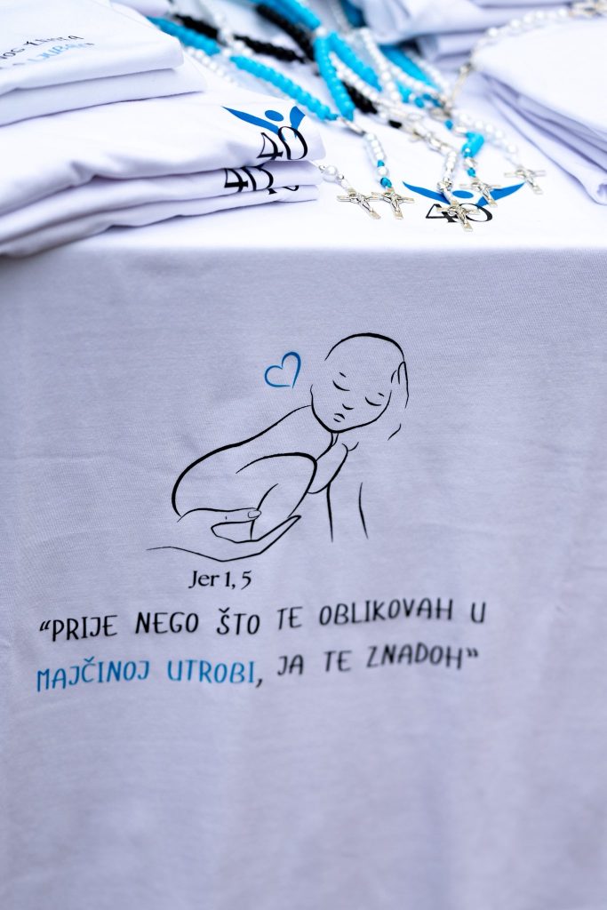 552510619 122158571696779811 1295352835564610658 n 1