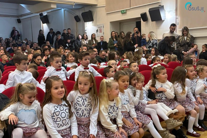 2. vecer priredbe BAJKA 7