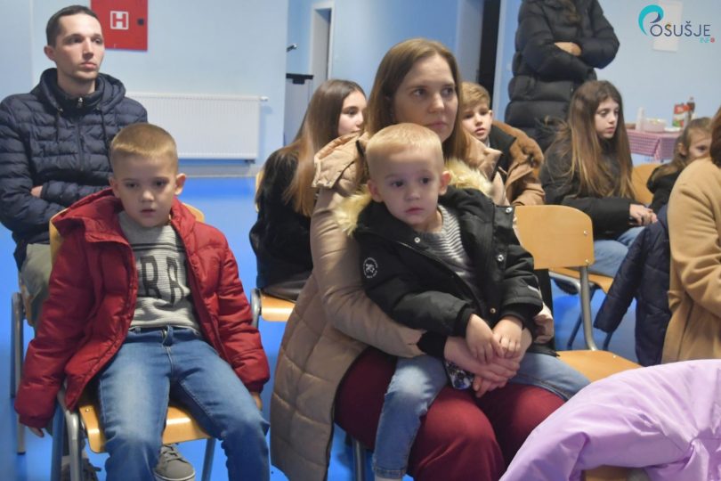 DARIVANJE OS IVANA MAZURANICA POSUSJE 15