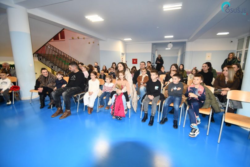 DARIVANJE OS IVANA MAZURANICA POSUSJE 19