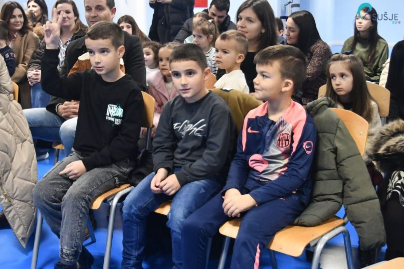 DARIVANJE OS IVANA MAZURANICA POSUSJE 20