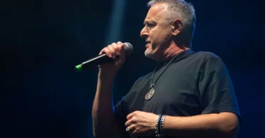 Thompson na koncertu u Areni pozvao na rušenje Tomaševića