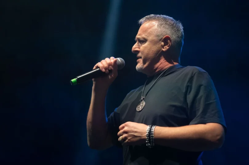 Thompson na koncertu u Areni pozvao na rušenje Tomaševića