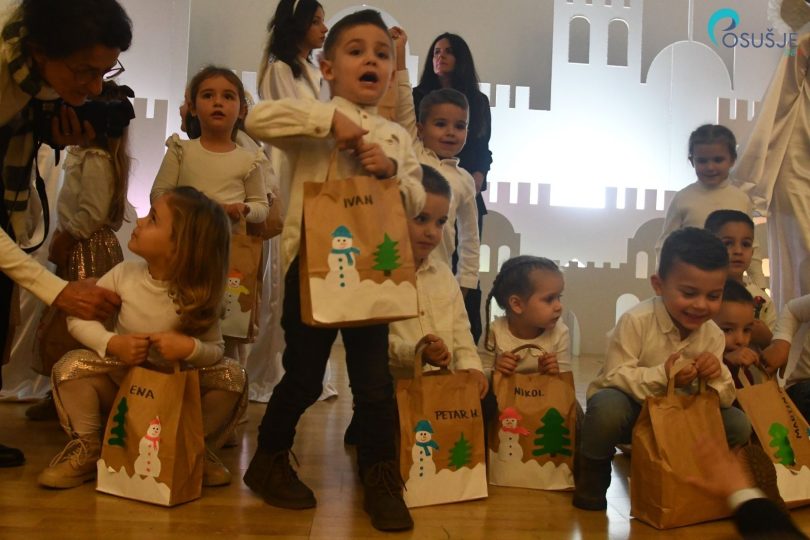 priredba vrtica bajka 1. vecer 64