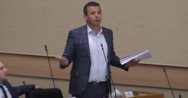 Ironični Vukanović