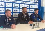 Tri člana stručnog štaba HŠK Posušja tijekom press konferencije