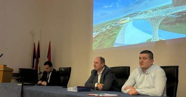 Ambiciozan projekt