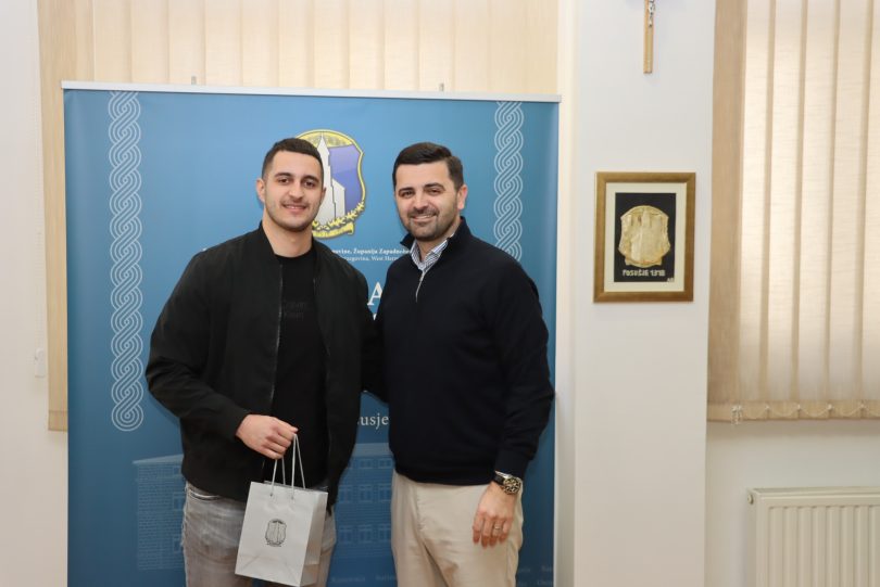 655404826 1242521381302809 1089975417552234758 n