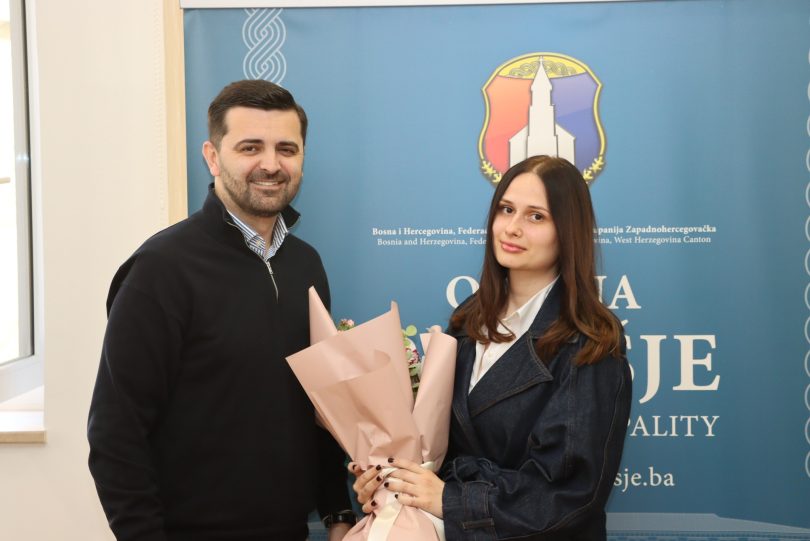 655598417 1242521677969446 3805472698869819641 n