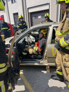 670431378 1263565485865065 3531944872003217600 n