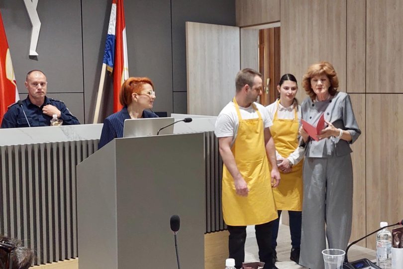 81c2b242 4424 4369 b9a0 0b386f74f44a