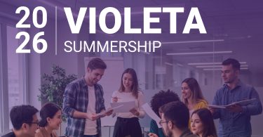 Grupa mladih ljudi na predavanju tijekom Violeta Summership programa 2026
