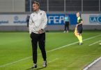 Trener Dario Bašić na terenu tijekom treninga