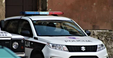 Policija