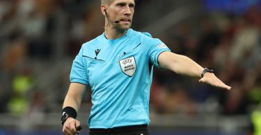 Espen Eskas referee