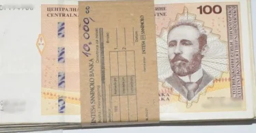 oruzje i novac
