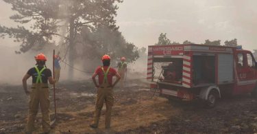air tractor gasio po ar kod livna vatra se pribli