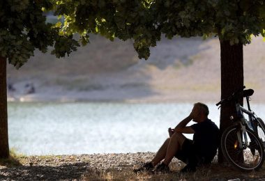 bih i dalje pod naletom vru ina meteoalarm na snaz