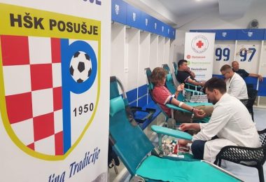 crveni kri posu je u kolovozu organizira dvije akc