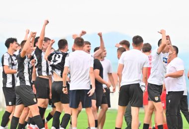 juniori posu ja upisali prvu pobjedu u premijer li
