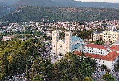 drama u irokom brijegu policajac presretnut i te k
