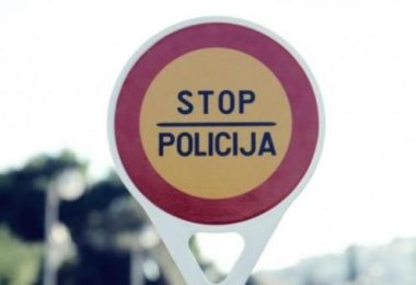 ljubu ki kod mladi a iz ljubu kog prona ena marihu
