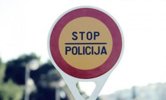 ljubu ki kod mladi a iz ljubu kog prona ena marihu