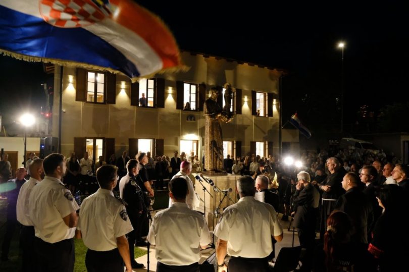 obitelj podrijetlom iz posu ja osnovala zakladu za