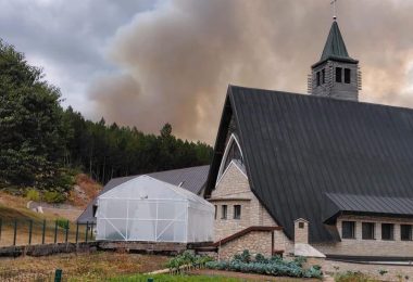 oglasili se iz franjeva ke ku e molitve nakon niza