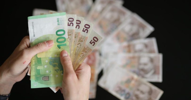 pogledajte koliko su zadu eni gra ani bih brojka z