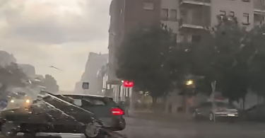 silovito nevrijeme s grmljavinom i olujnim vjetrom